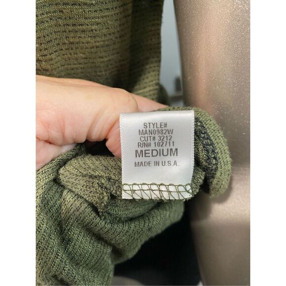 Med, Olivia Moon army green with black quilted vegan leather shoulder detail. - Picture 6 of 6